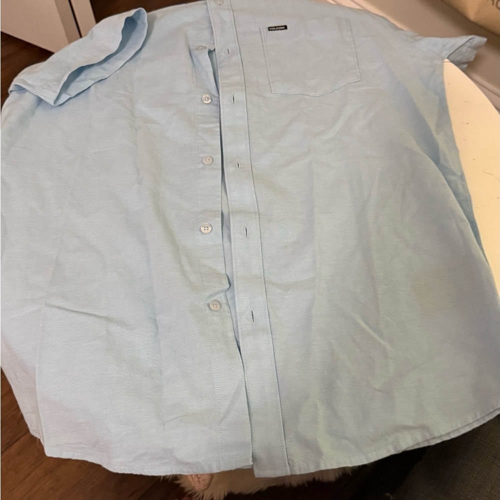 Volcom men’s blue dress collared shirt - Picture 3 of 4
